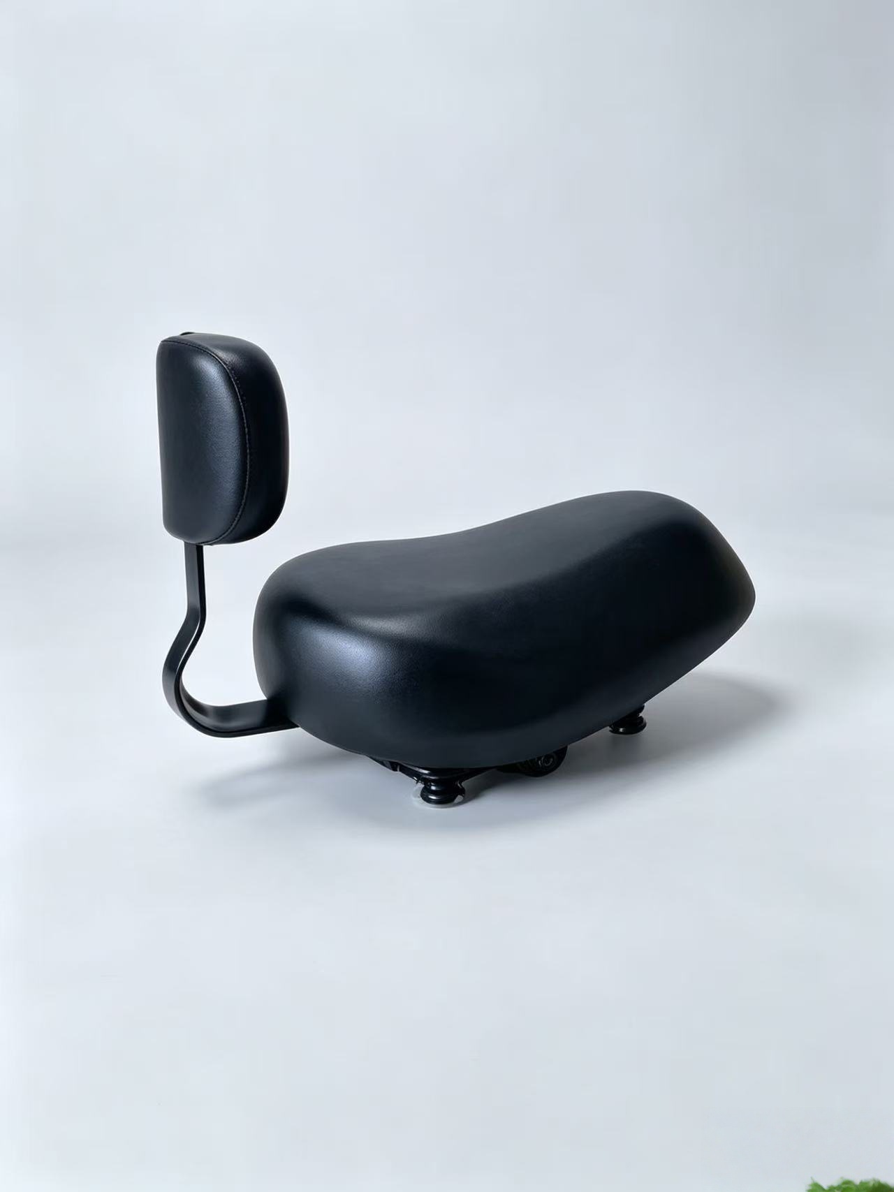 New Model Six-Spring Saddle Seat with Backrest, Universal for Electric Vehicles, Waterproof, Sun-Proof, Sturdy, Durable, Comfortable, and Not Tiring Even When Sitting for Long Periods