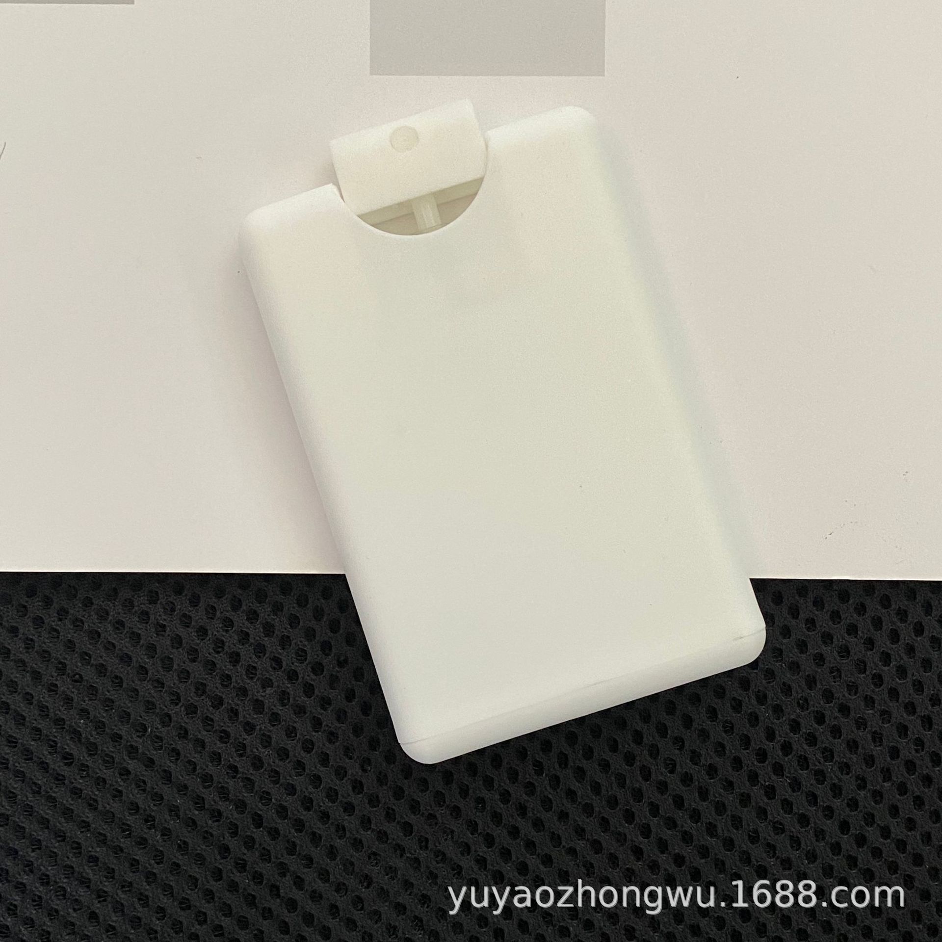 20ml 白色苹果卡片酒精卡片瓶 口气清新剂瓶 消毒喷雾 卡片香水