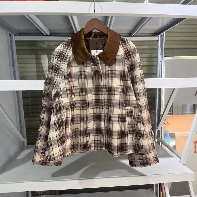 Source factory foreign trade wholesale. European and American Plaid Cape Jacket Coat Amazon AliExpress Cross-border E-commerce