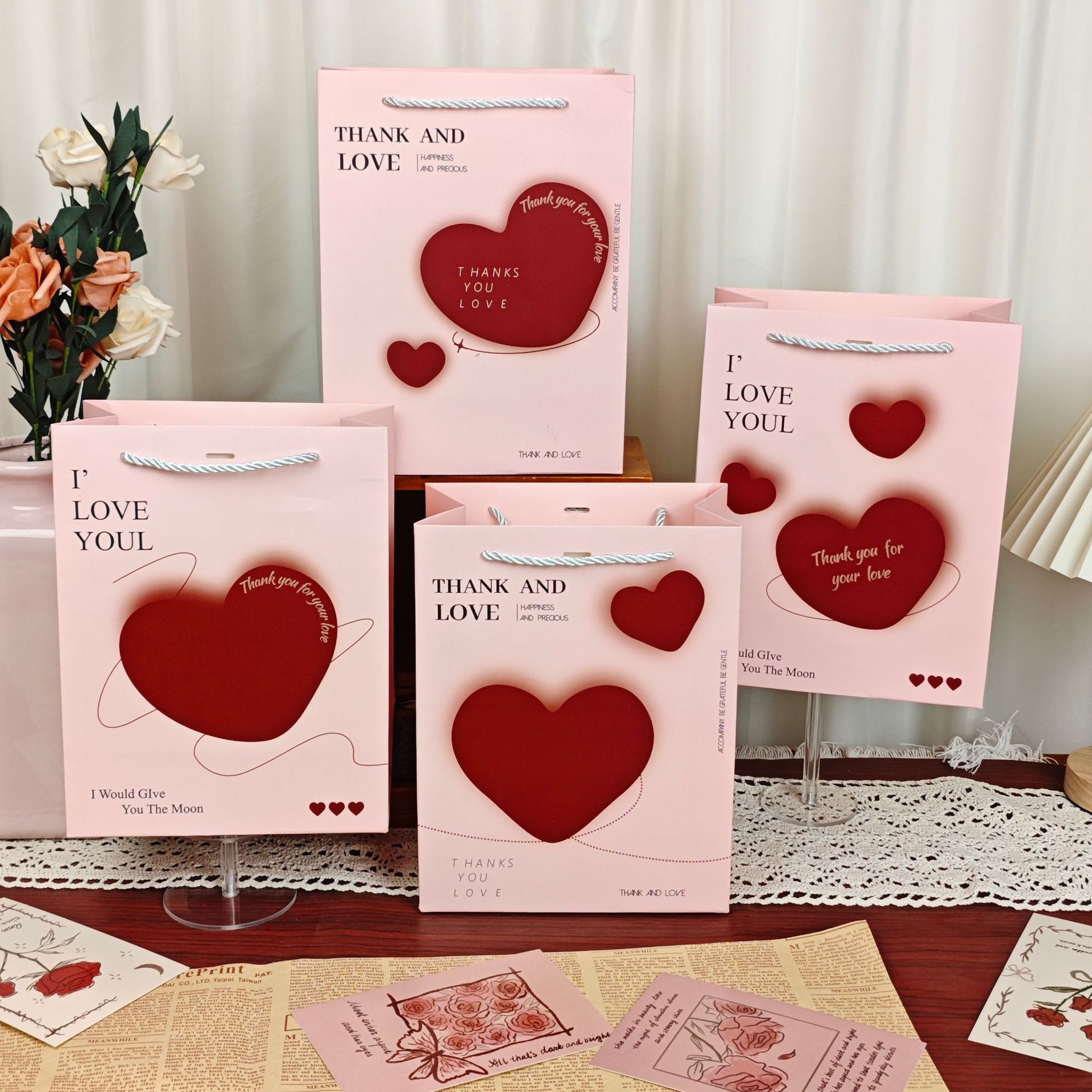 Valentine's Day Gift Bag Embossed Heart Paper Bag Holiday Souvenir Packaging Bag High-End Pink Heart Handbag