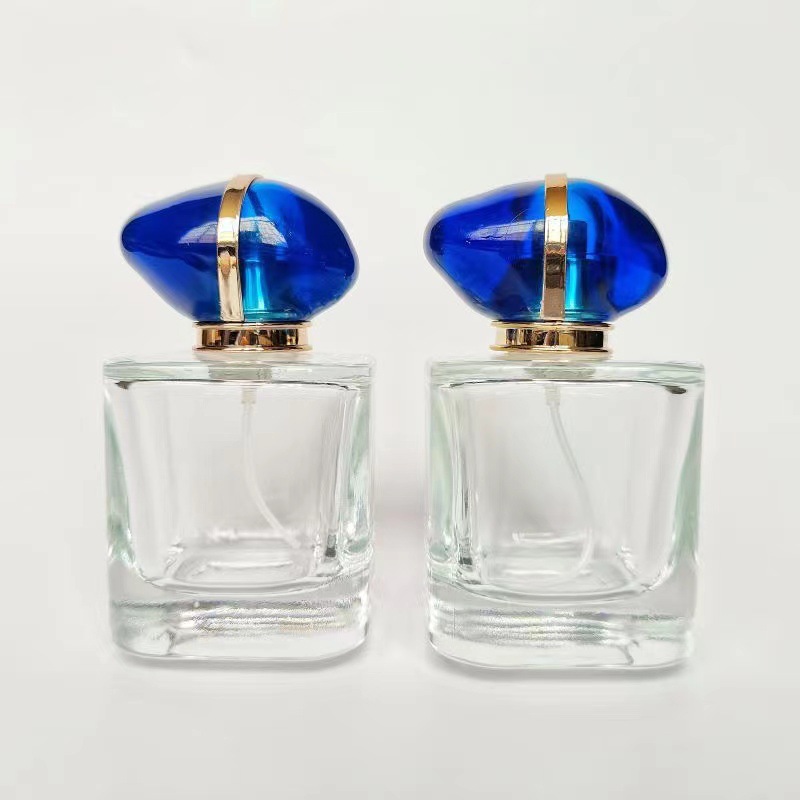 F091批发香水分装瓶玻璃高级50ML喷雾瓶高端便携式按压替换空瓶