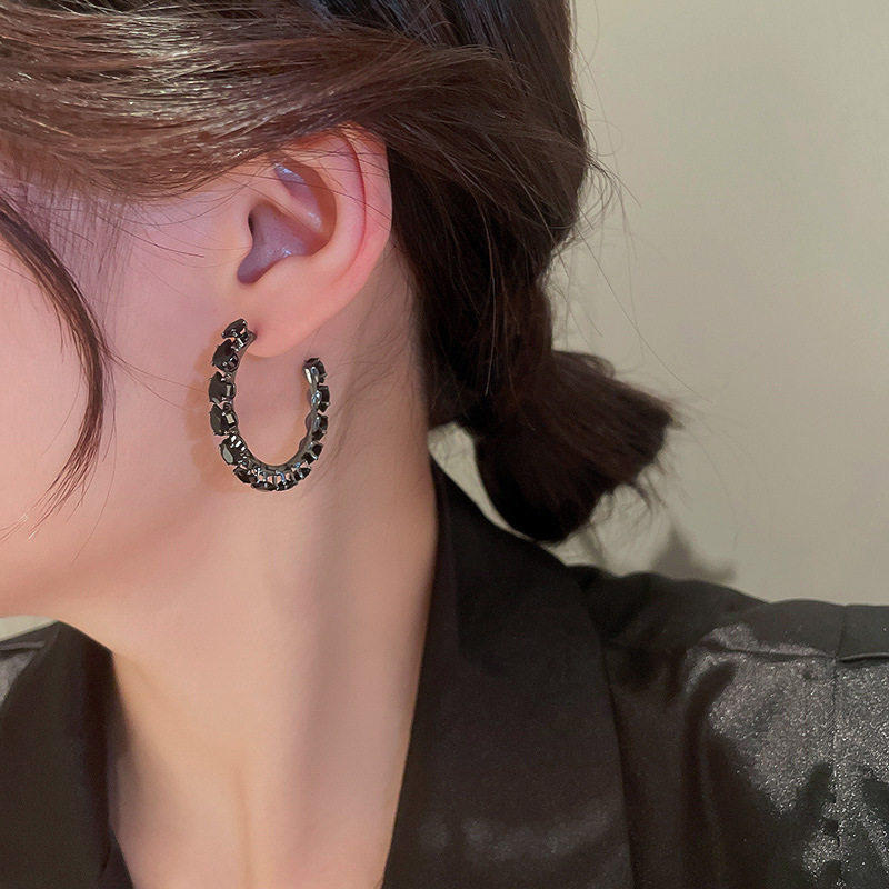 Retro C Shape Copper Inlay Zircon Ear Studs 1 Pair