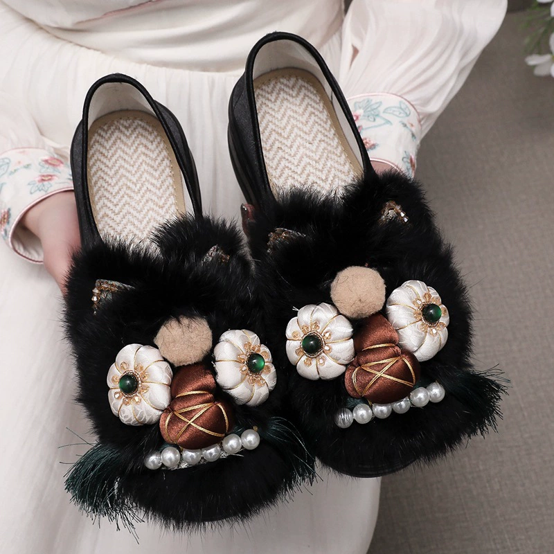 2025 новый весенний чистый черный тигровый туфли с толстой подошной кроличьей шерстью кексы одиночные туфли национальный стиль вышитые туфли 1913-8