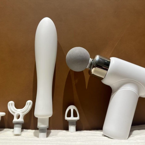 �羳�����Я��Ĥǹ�������ü�����ɾ�׵��Ħ���綯Ů������