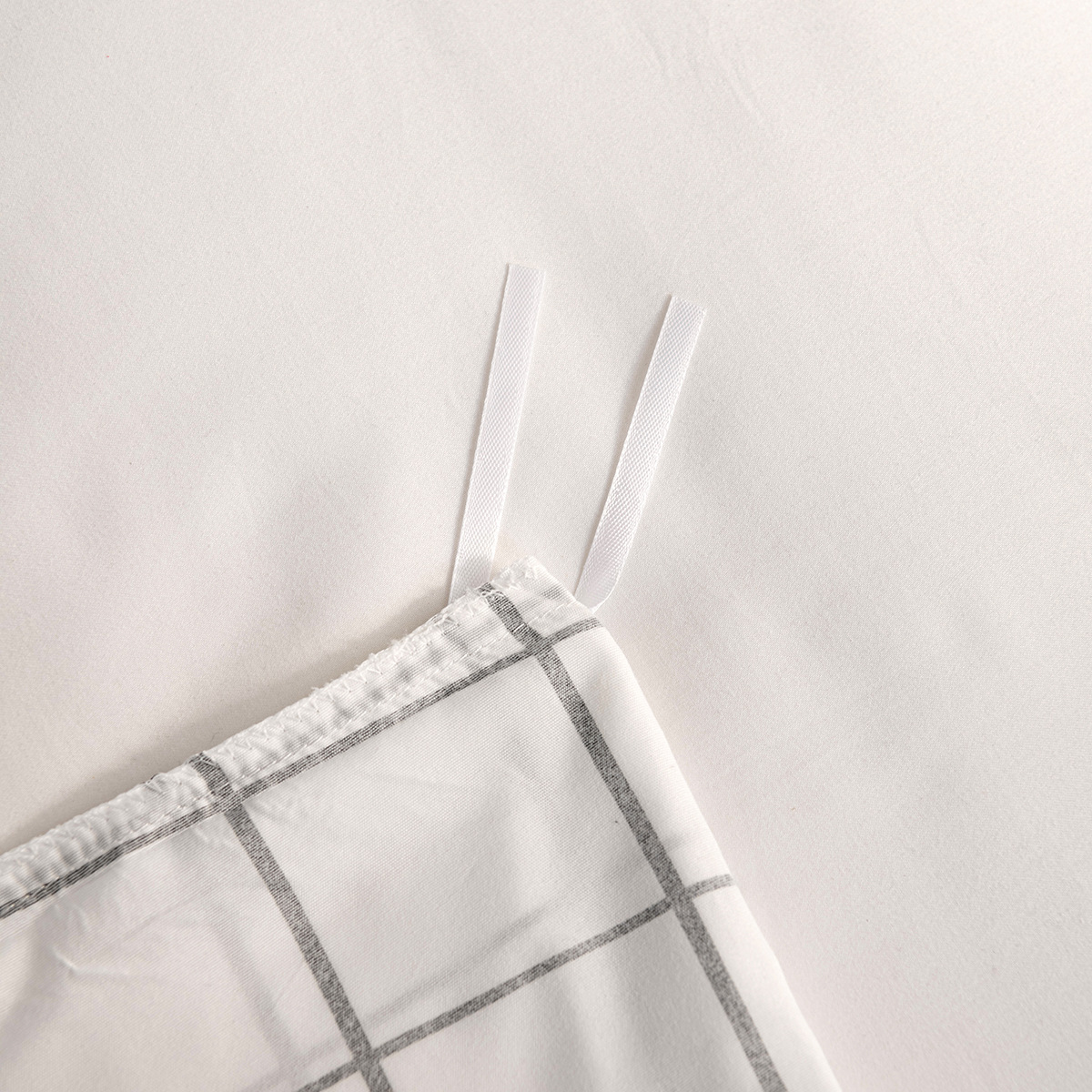 Home textile minimalist Nordic style bedding dormitory single piece sheet matte printed black and white checkered duvet_voghion.com