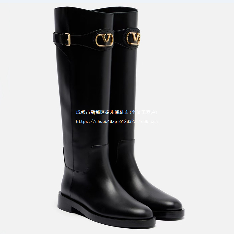 Fashionable New Style Cowhide High-Top Riding Boots, High-Top Boots in Various Sizes, Women's Boots with Belt Buckle, Round-Toe Flat Women's Shoes Fashionable New Style Cowhide High-Top Riding Boots, High-Top Boots in Various Sizes, Women's Boots with Belt Buckle, Round-Toe Flat Women's Shoes