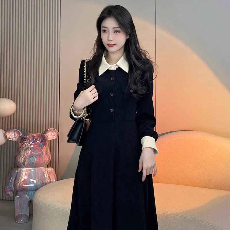 Autumn dress