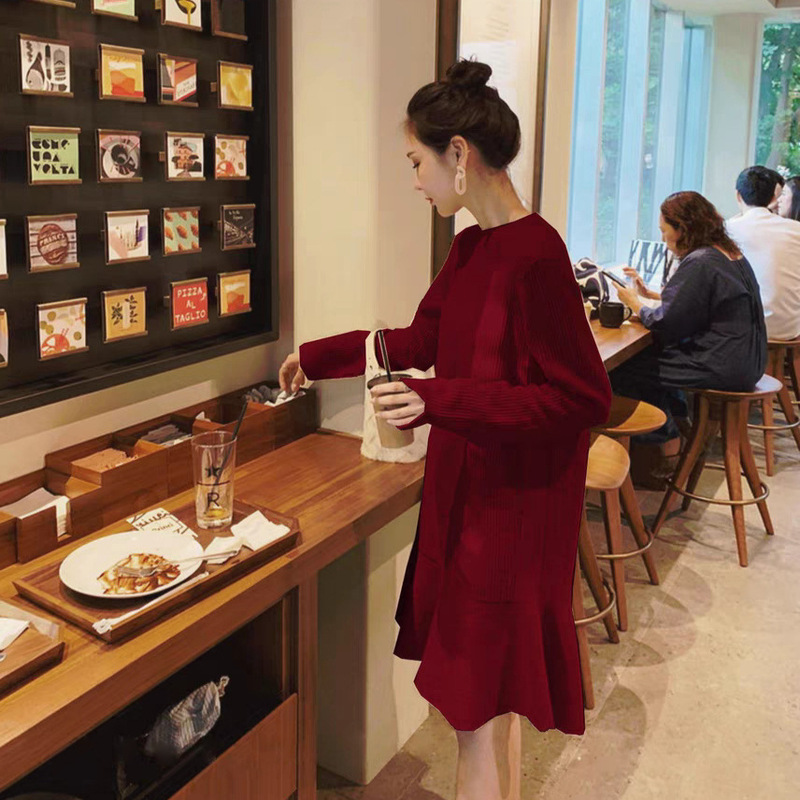French Elegant Slim Knitted dress Women's 2024 Autumn and Winter New Christmas High-grade Red Short Skirt French Elegant Slim Knitted dress Women's 2024 Autumn and Winter New Christmas High-grade Red Short Skirt