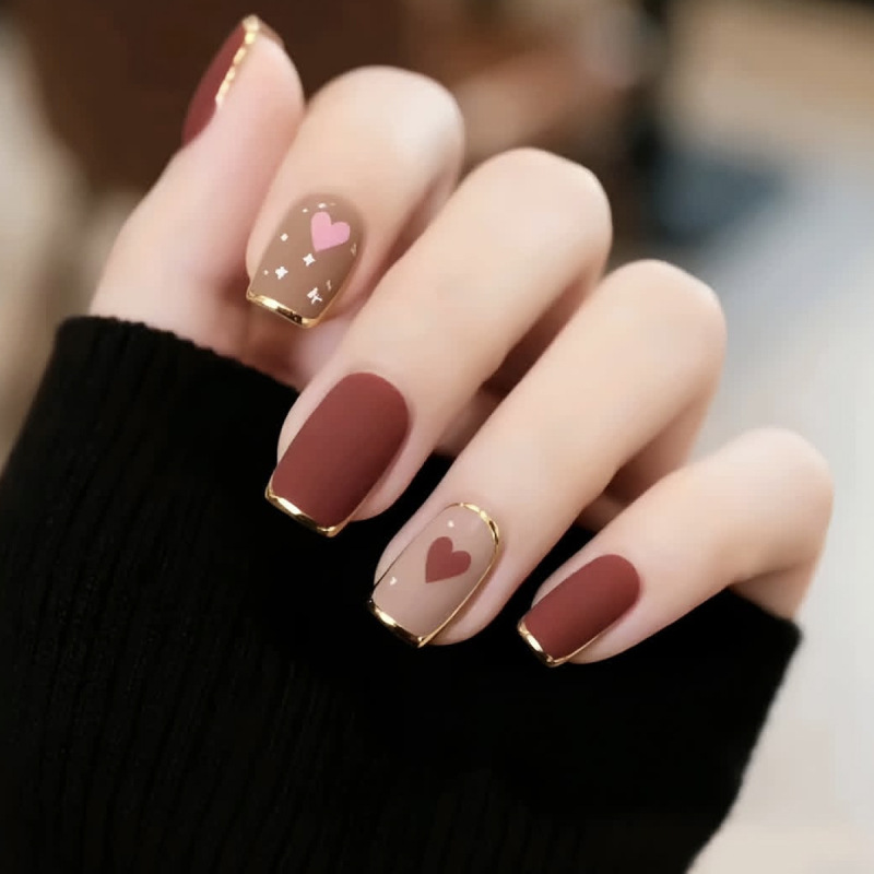 Valentine's Day Wearable Square-Shaped Wine Red Fake Nails with Contrasting Colors, Heart and Star Designs, and Gold Edges, Detachable