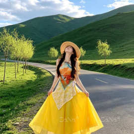 新疆宁夏大西北沙漠旅拍民族风印花小吊带波西米亚度假一片式背心