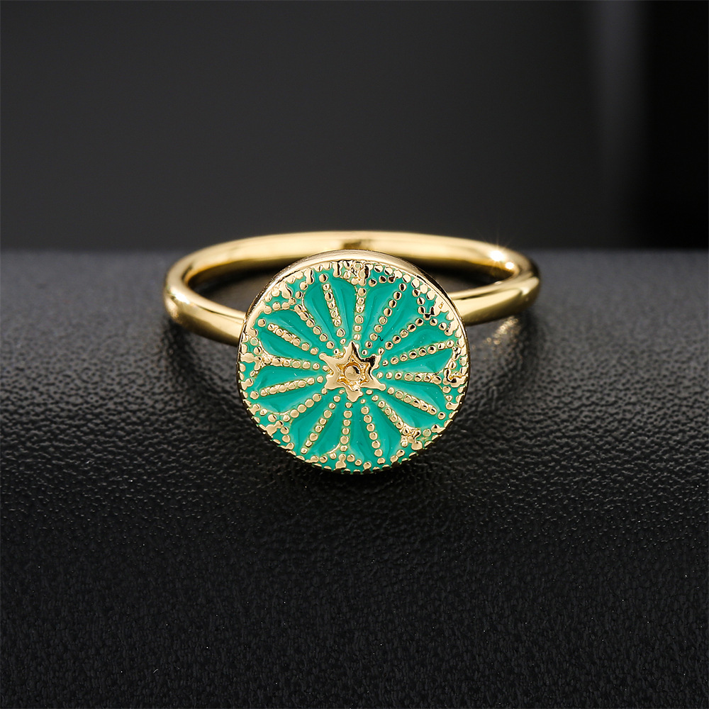 Fashion Green Dripping Oil Rotatable Ring Golden Copper Ring Wholesale display picture 2