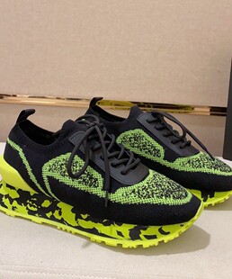 �����W��վ��Ь��Ь����Ӣ���w���l�͎���׆�Ь�ϵ�Ь�\���ܲ�