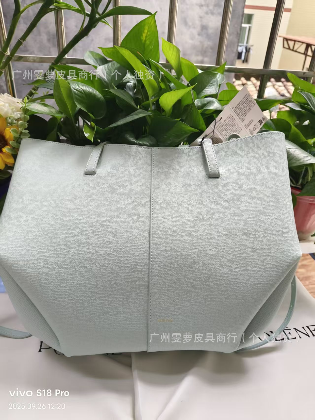 25新型ポレントートバッグ、ファッショナブルなハンドバッグ、高品質本革、大容量、レトロなウィングバッグ