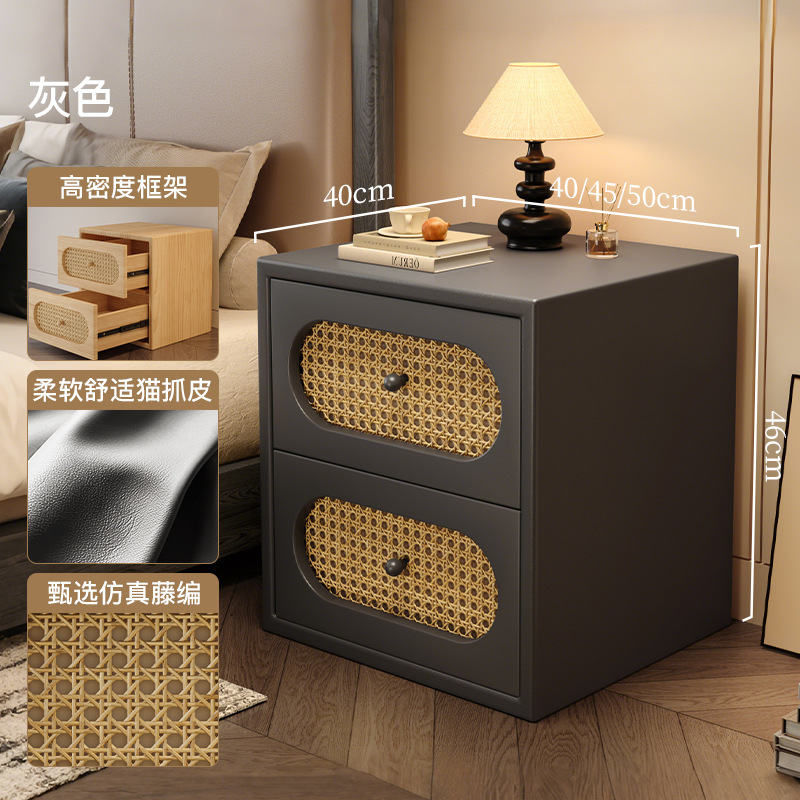 Mesita de noche de ratán retro estilo antiguo dormitorio doméstico pequeño negro 2025 nuevo estilo de lujo ligero gabinete lateral de alta gama