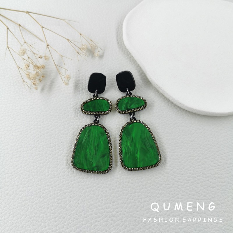 Fashionable elegant retro geometric earrings