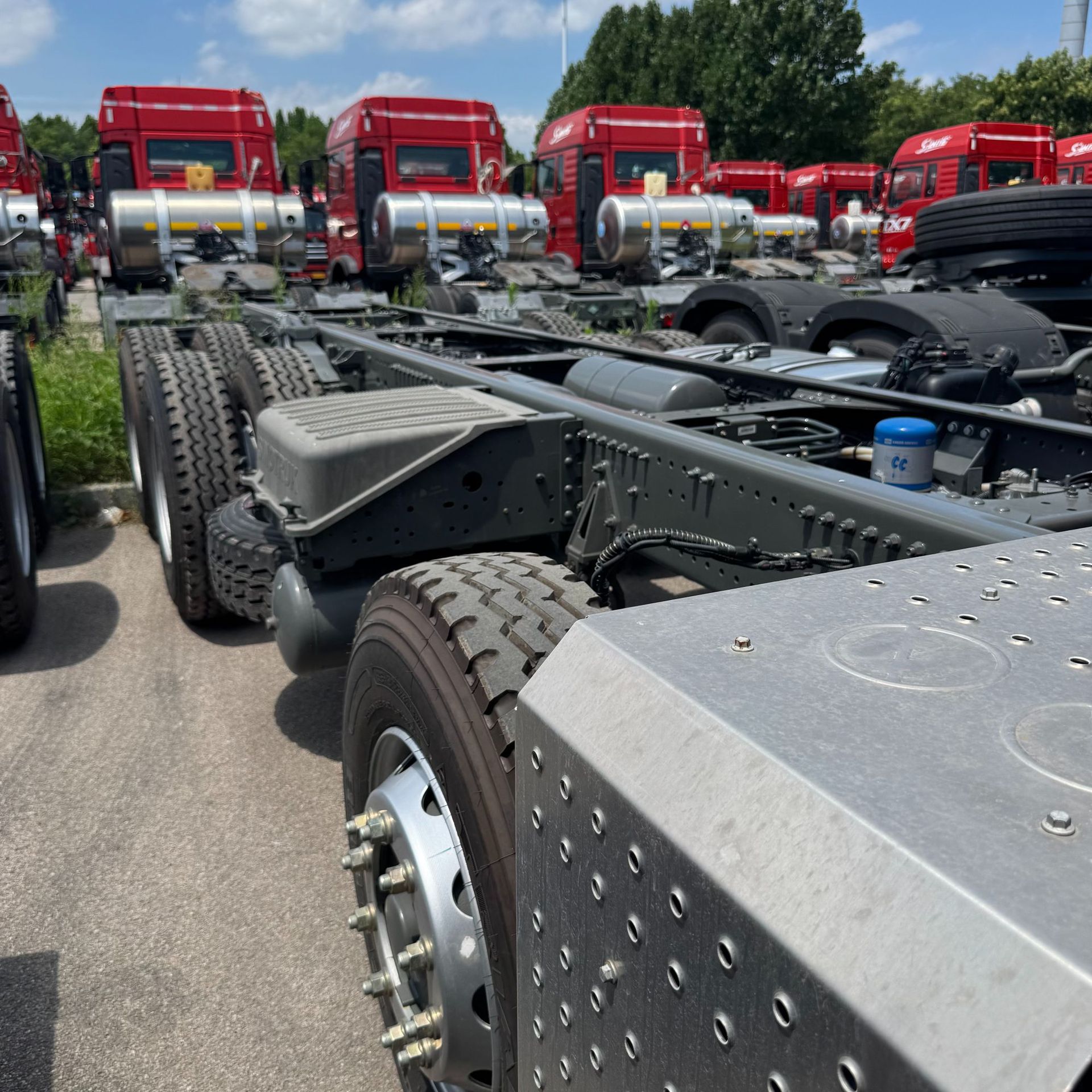 Howo TX7 traction trailer head 6*4 remanufactured traction semi-trailer tractor trailer head
