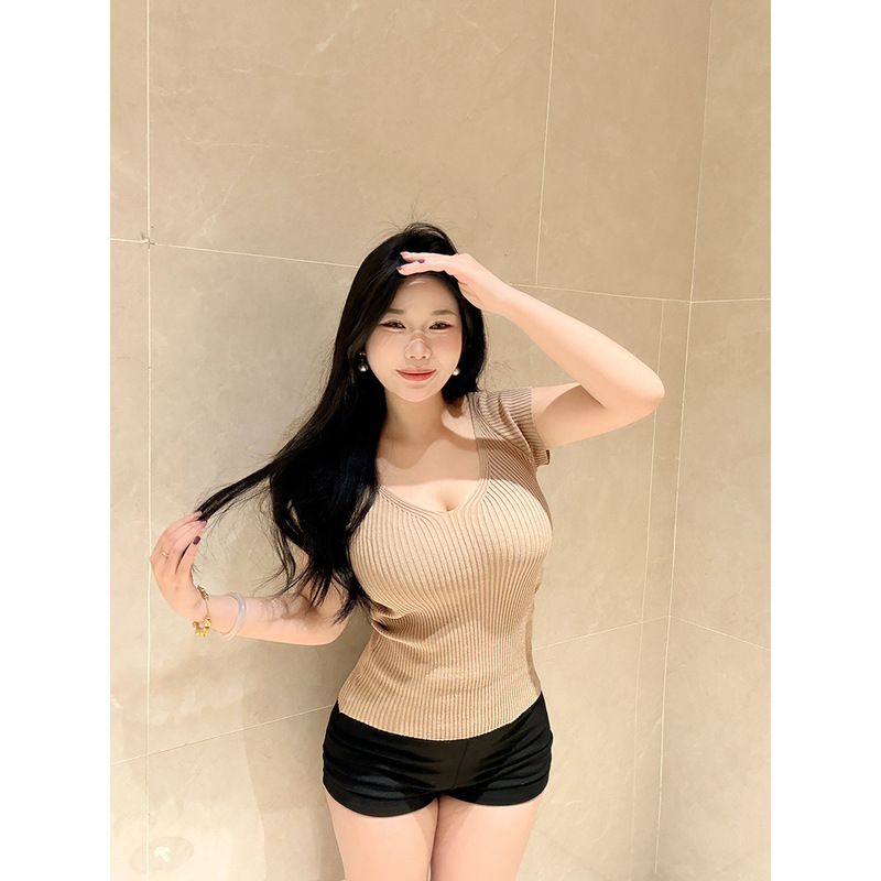 Drunk Moon Shirt plus size Chubby mmV Collar T-Shirt Ram Short-sleeved T-shirt Women's Waisted Pure Slim-fit Base Top