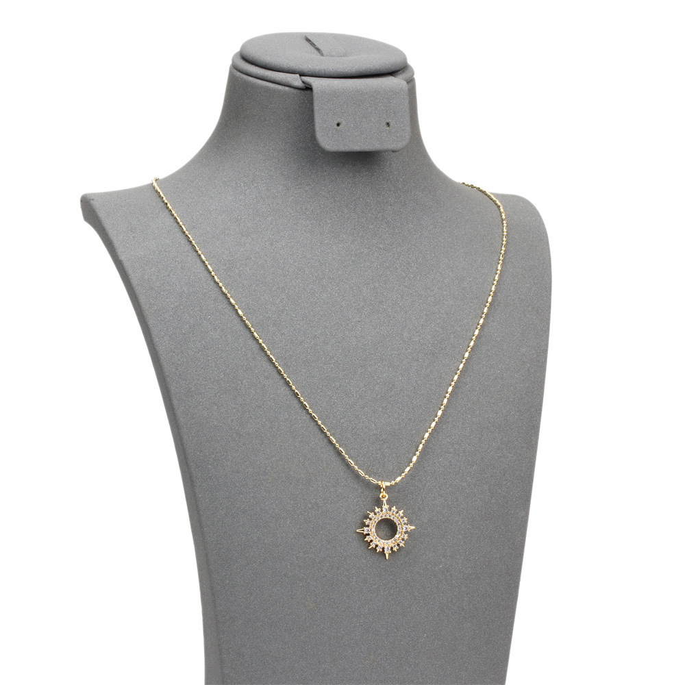 Micro-encrusted Zircon Small Circle Copper Gold-plated Beads Clavicle Chain display picture 3