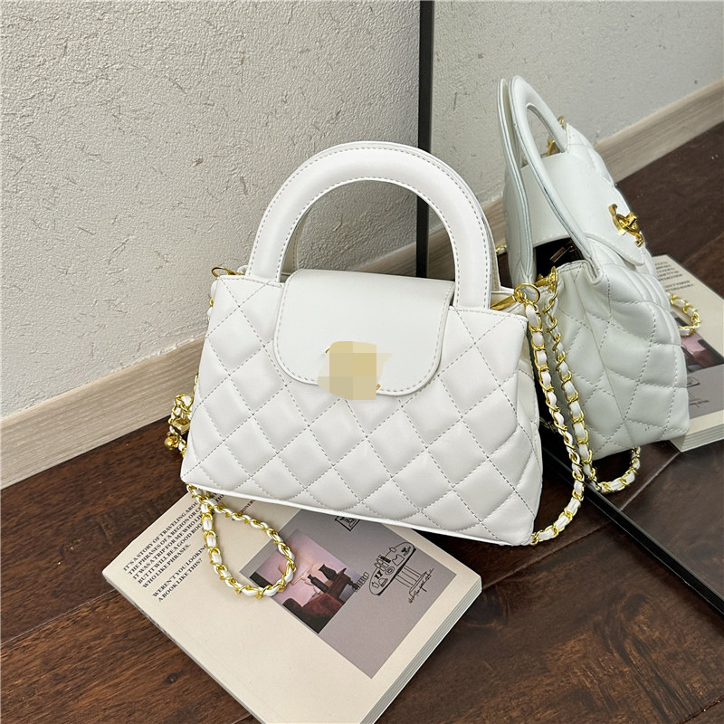 Light Luxury Hot-Selling Chanel-Style Women's Kelly Versatile Textured Shoulder Bag, Crossbody Chain Handbag, Small Tote Bag Light Luxury Hot-Selling Chanel-Style Women's Kelly Versatile Textured Shoulder Bag, Crossbody Chain Handbag, Small Tote Bag