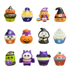 国境を越えたハロウィーンのキーホルダーはゆっくりとスプリングバックして、つまんで音楽puをつまんでsquishy卵の殻のブラインドの箱のおもちゃを押します。