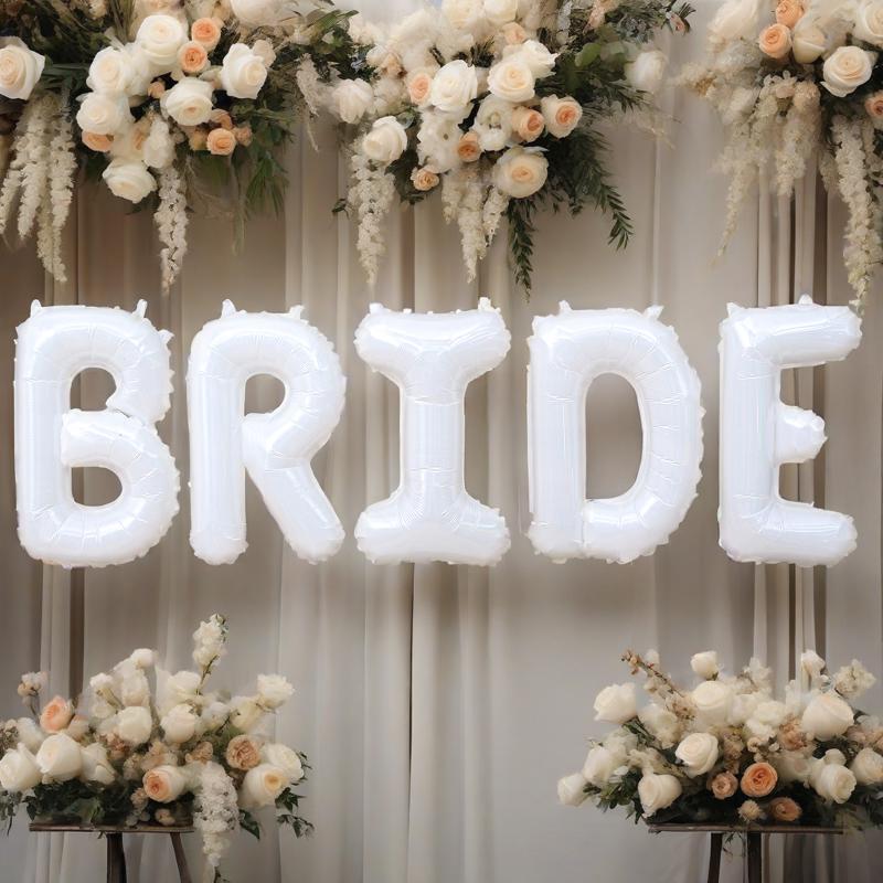 Arreglo de boda de estilo occidental transfronterizo al por mayor para dar la bienvenida a la futura novia flotando en el globo de película de aluminio horizontal de marco BRIDE blanco de 40 pulgadas