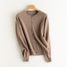 2024年秋冬新款100纯山羊绒圆领针织开衫女外搭宽松保暖上衣外套