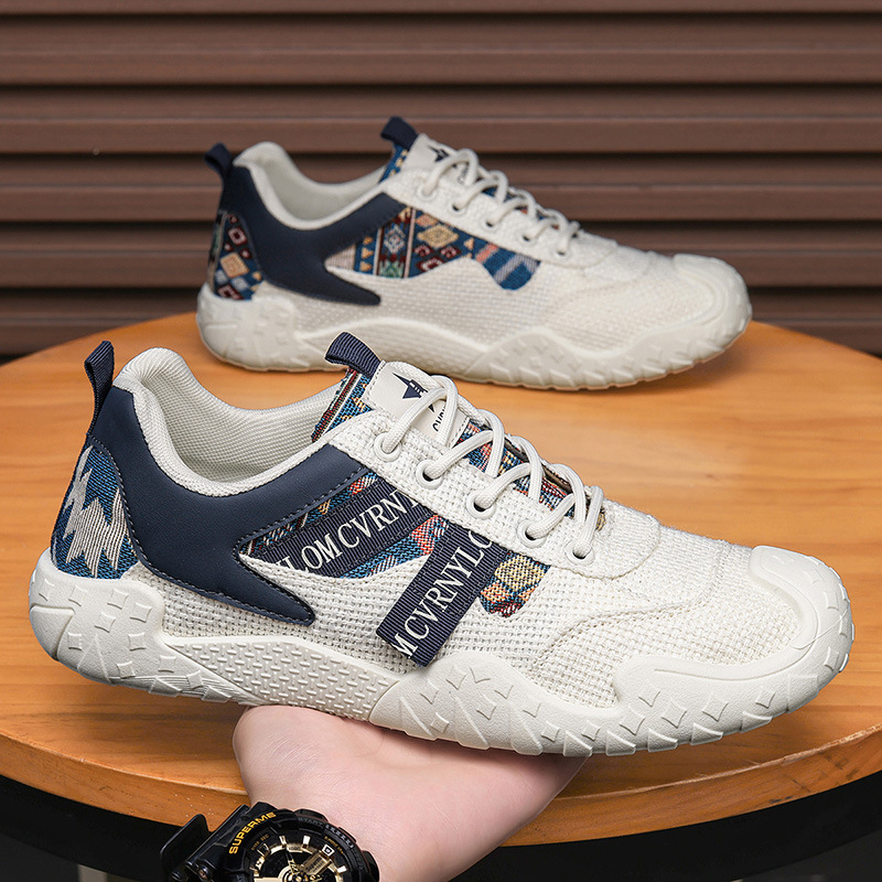 Zapatos de hombre 2026 verano nuevos zapatos de malla transpirables, zapatos ligeros de moda versátiles con suela suave, zapatos deportivos casuales