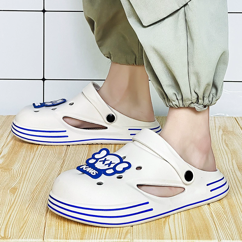 Тапочки мужчины 2025 новая летняя повседневная нескользящая пляжная обувь Баотоу повседневная пара пещерная обувь женские сандалии