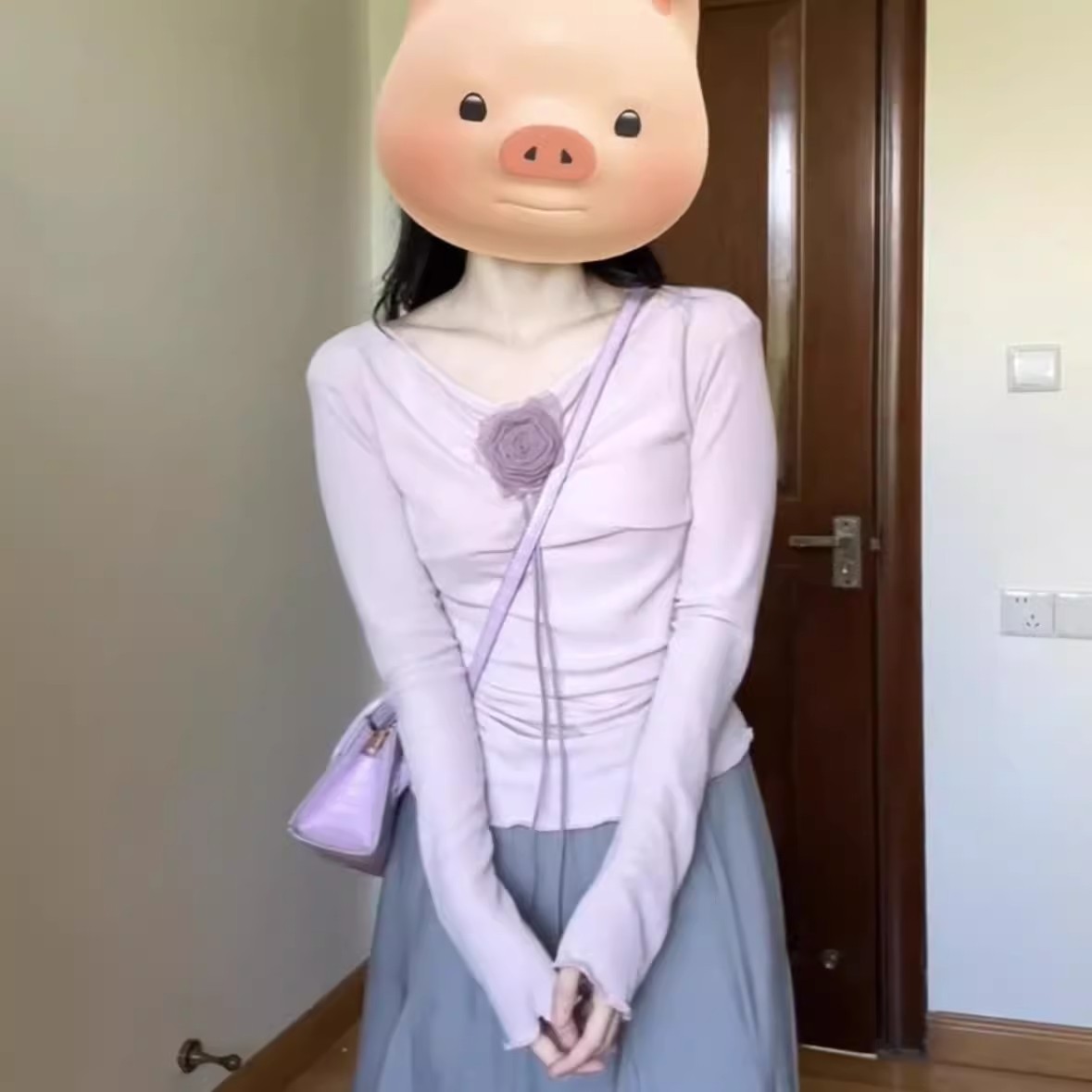 디자인 센스 3 차원 꽃 탑 여성용 슬림 핏 세련된 작은 셔츠 가을과 겨울 새로운 틈새 기초 셔츠