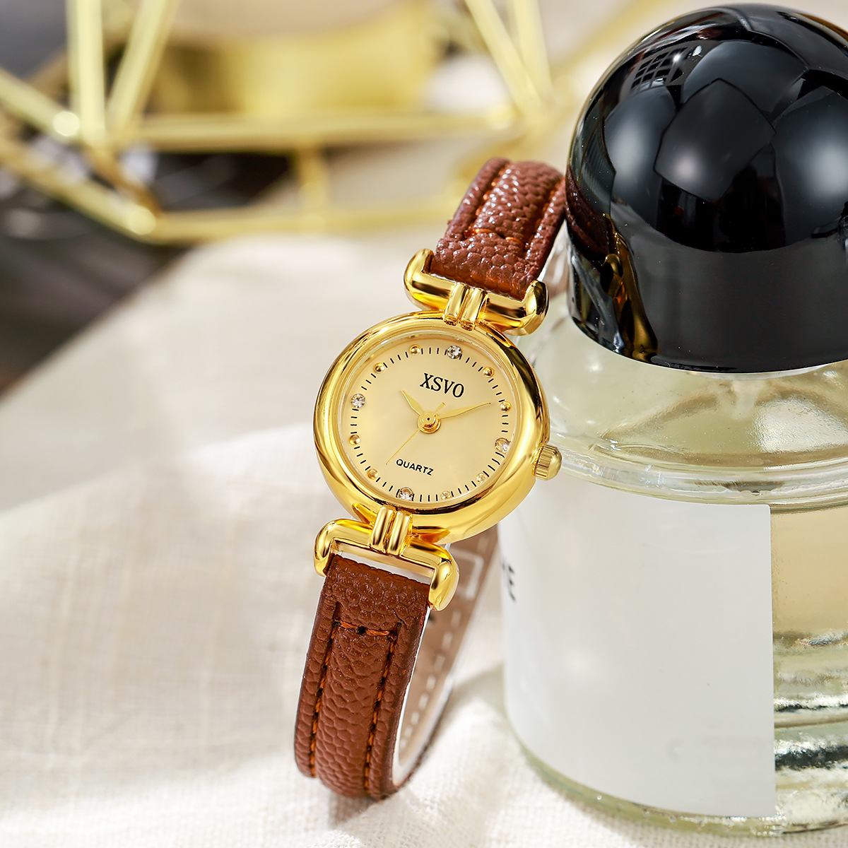 Solid Color Pattern Spring&Summer Season Unisex Gender Casual Style Casual Solid Color Buckle Quartz Watch Women's Watches