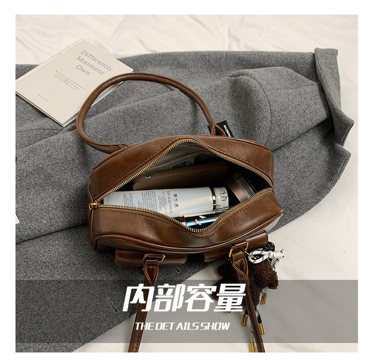 Fashionable and casual underarm bag for women, new autumn/Winter 2025, trendy and versatile, multi-pocket single-shoulder bag, high-end handbag undefined