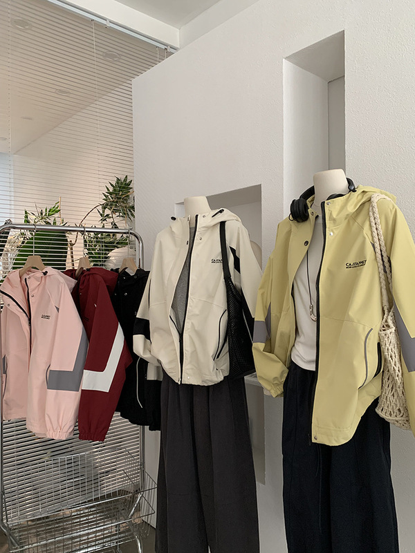 欧玛莱 拼色冲锋衣外套女秋装新款韩版休闲宽松连帽运动外套 4400|undefined