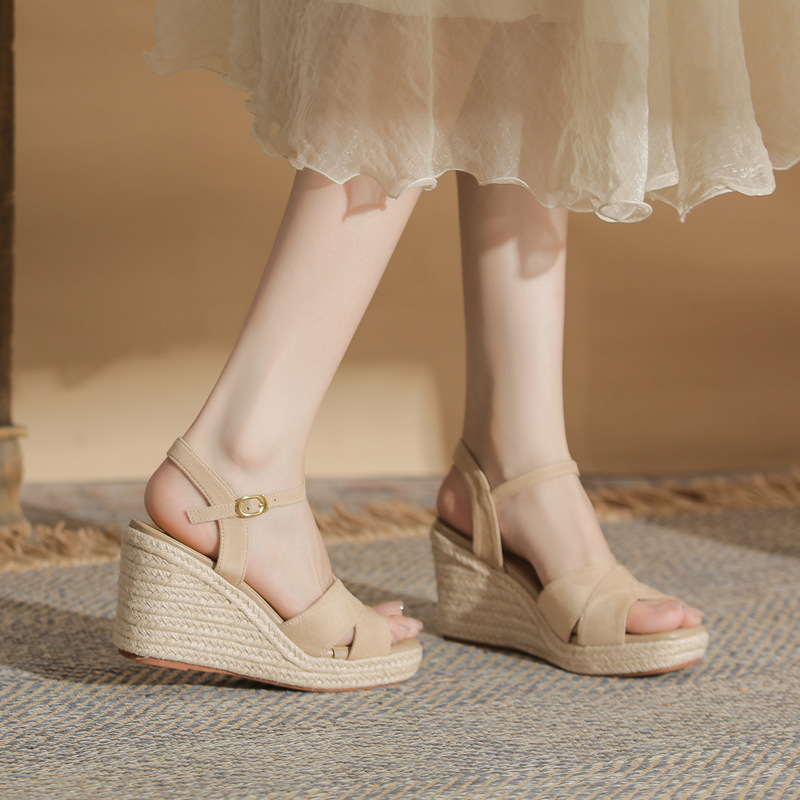 Sandal cao gót nữ hở mũi đế xuồng gót cao 9 cm, quai ngang đan dây thừng — Xanh lá cây nhạtcolor