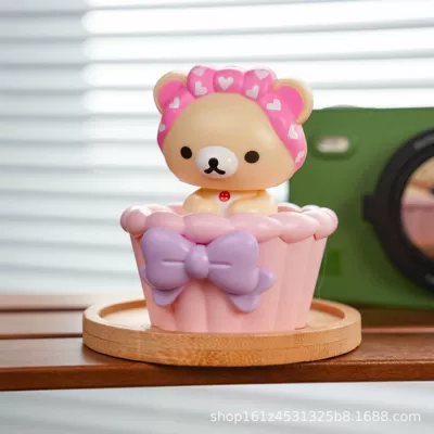 dashboard shaking head ornament, Car ornaments - 101011-solar-powered-nodding-decoration-beige-cake-bathing-bear