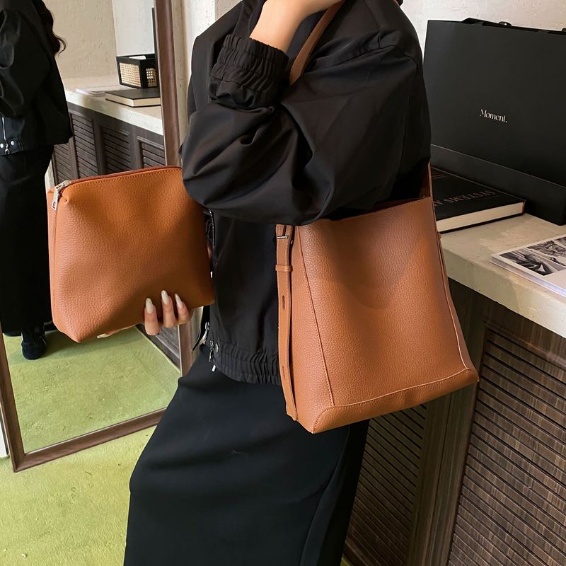 高级质感托特包包女式2025新款时尚百搭单肩斜挎包复古通勤水桶包|undefined