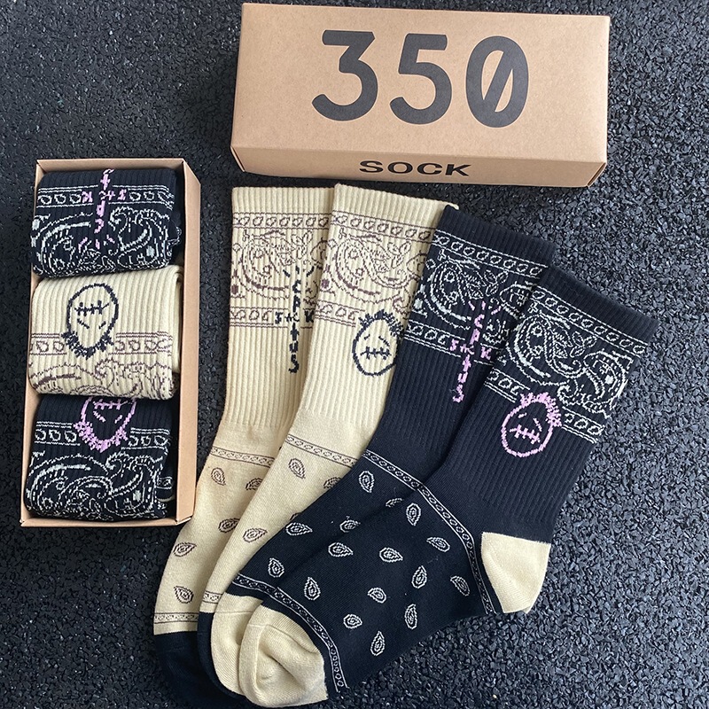 European and American ins Korean style grimace fashionable socks mid-tube socks hip hop barb couple men's and women's socks waist flower fruit AJ1 brand