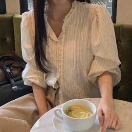 韩国东大门女装高货秋季新款竖条木耳甜美气质衬衫