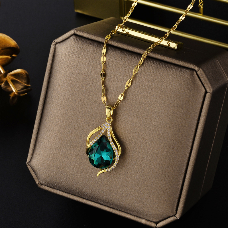 Micro Inlaid Zircon Water Drop Pendant Necklace In Titanium Steel_voghion.com