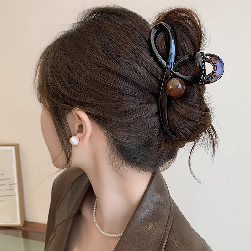 Temperamento Mellard Curry clip de agarre para mujeres 2024 nuevo tamaño grande detrás de la cabeza de alta sensación clip de tiburón para el cabello