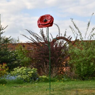 �羳���R�d���⌍��Garden Sculpture with Spike�t���Fˇ�����