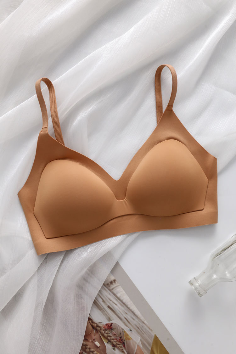 Japonés original cómodo sujetador sin costuras inalámbrico pequeño pecho delgado de una pieza brillante ropa interior sin costuras para las mujeres 853