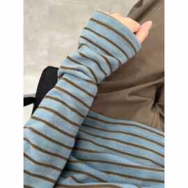 蓝色条纹圆领长袖T恤女秋冬2025新款宽松显瘦内搭打底衫百搭上衣