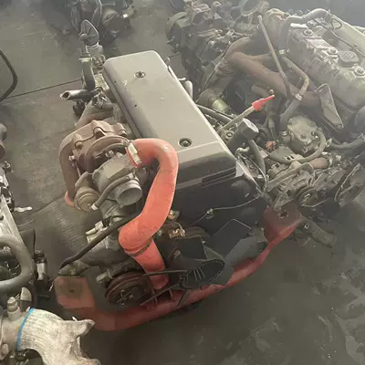 V Chaoyue Yuejin – Engine assembly