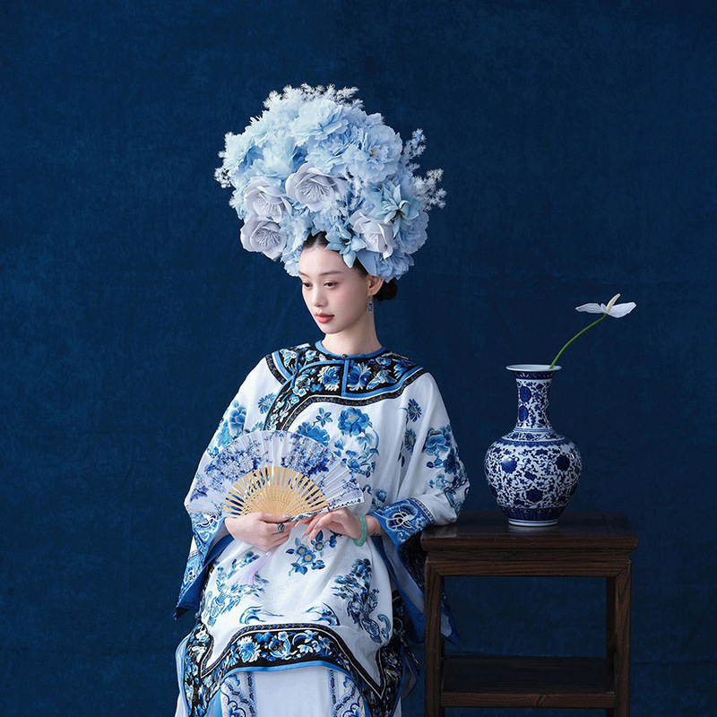 Qing-Han Style Blue and White Porcelain Wedding Photos, New Chinese-Style Ancient Art Photos, Studio Photography, Chinese-Style Improved Hanfu
