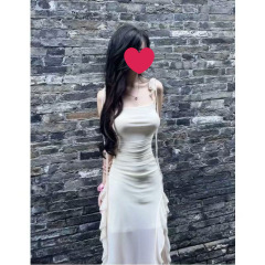 夏の甘いギャル純欲風開叉ストラップワンピース