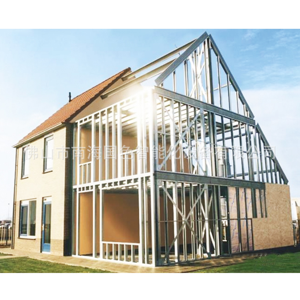 Red creativa de Internet Casa de vacaciones de acero ligero Madera anticorrosiva Triángulo Casa de madera Área escénica al aire libre Casa de campamento móvil