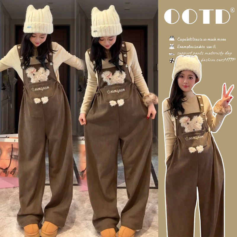 Maternity Wear 2025 Winter Velvet Thickeneded Knitted Bottoming + Cute Cartoon Overalls Maternity Two-Piece Suit