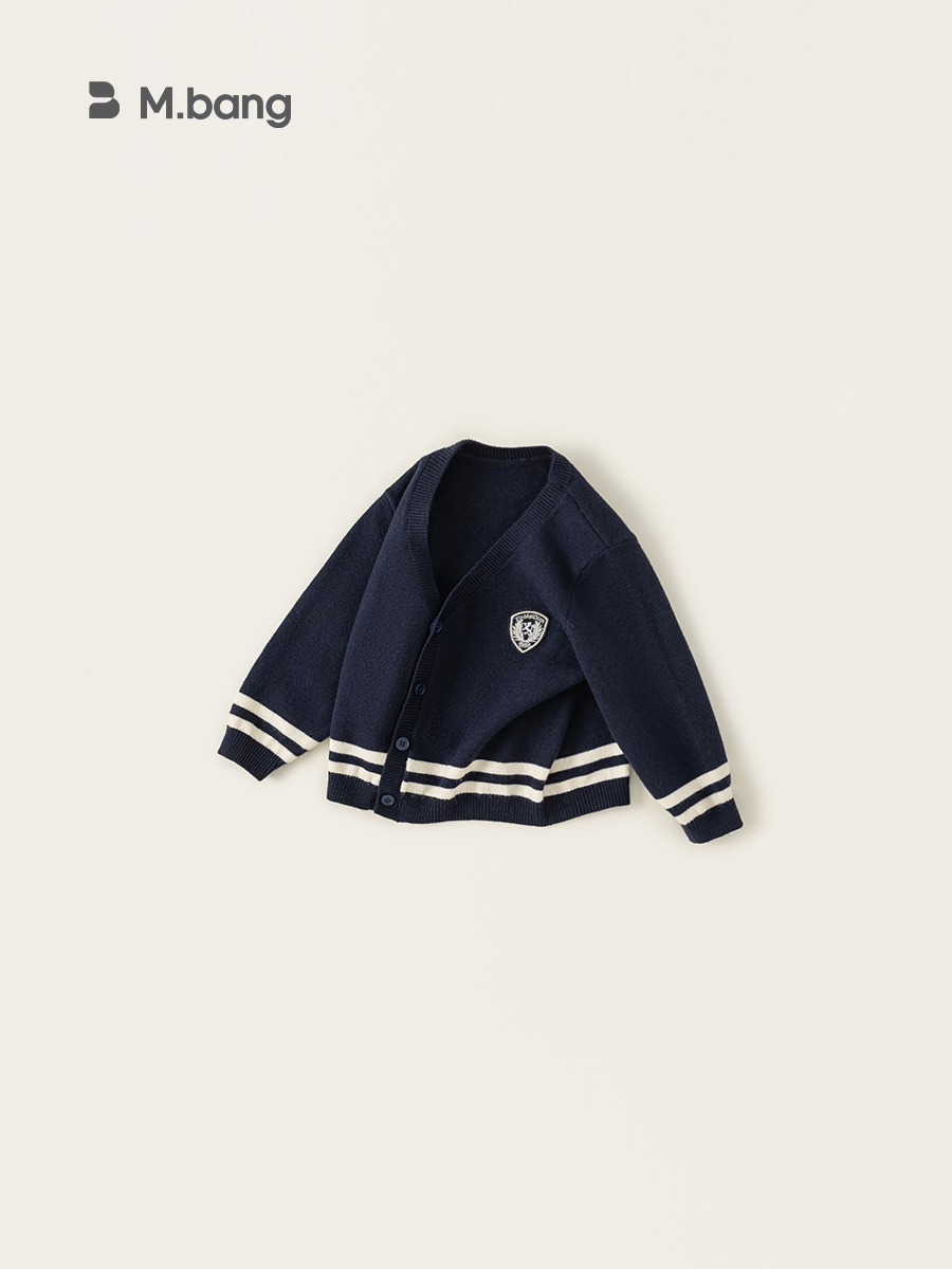 Yubao ropa infantil suéter de niño primavera y otoño nuevo estilo de estilo universitario camiseta de punto de cuello v cardigan 2026 chaqueta infantil
