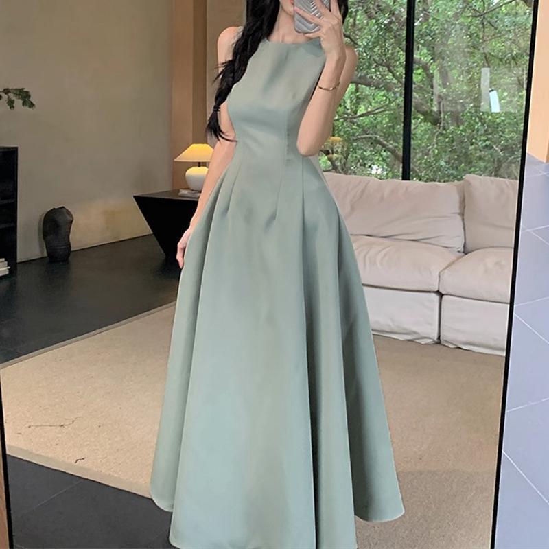 黑色连衣裙子女夏季2025新款法式气质感无袖背心收腰显瘦长裙|undefined