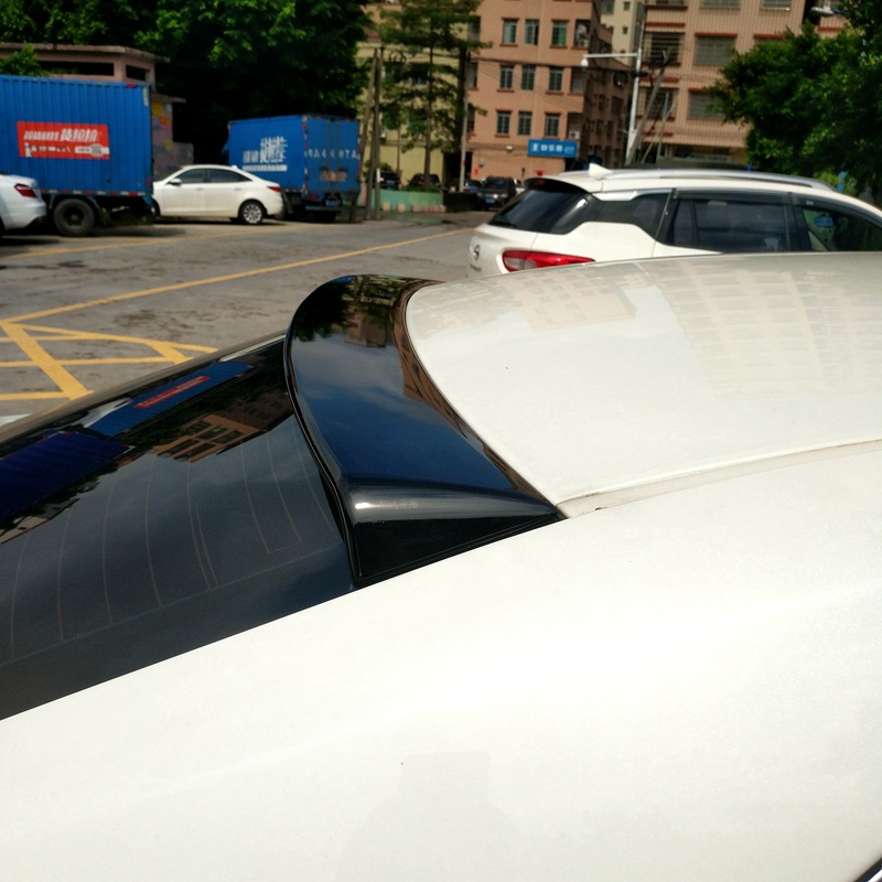 Suitable for 2015-2018 Toyota Crown Top Wing 14Th Generation Crown Modification Special Punch-Free Rear Spoiler